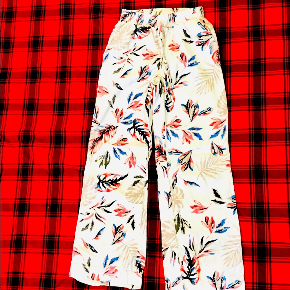 Floral flowers ivory cotton flannel linen blend beach style pants - XS s…